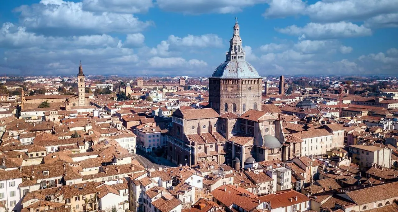 Borgo Zelata Aparthotel Bereguardo