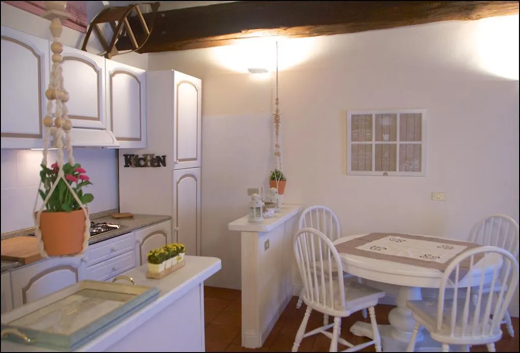 Borgo Zelata Aparthotel Bereguardo