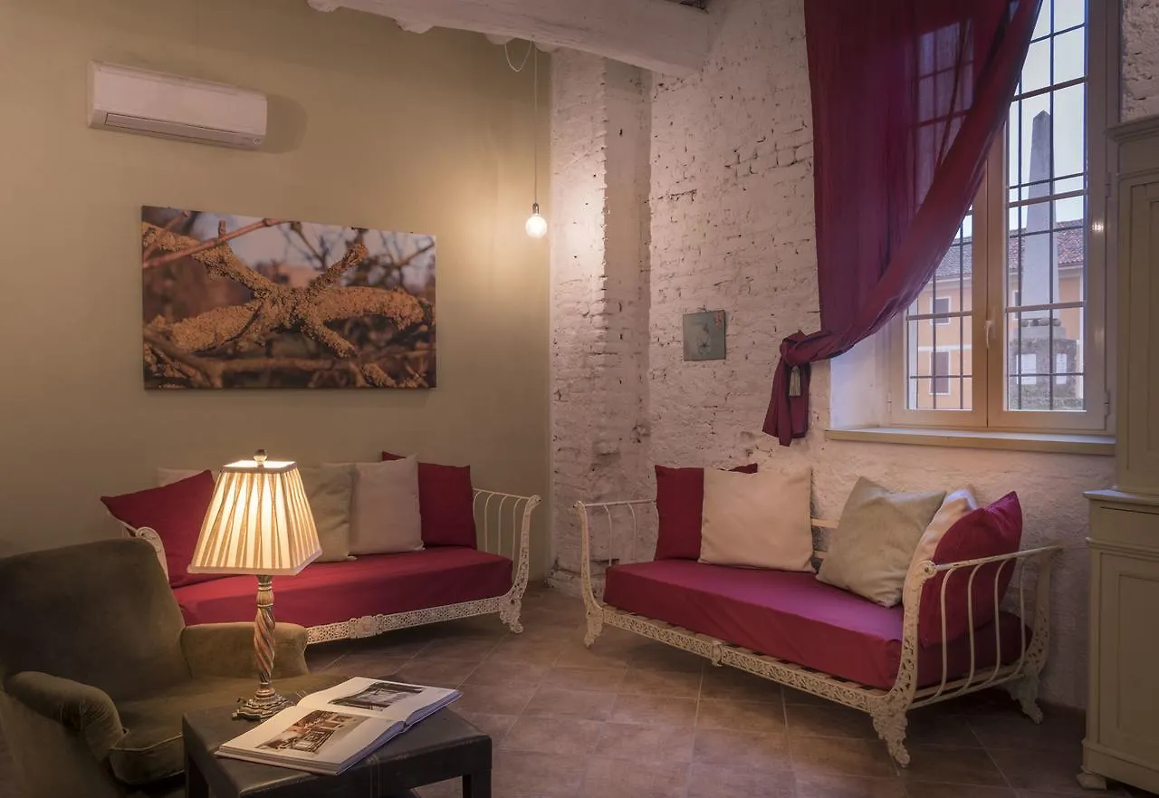 Borgo Zelata Aparthotel Bereguardo